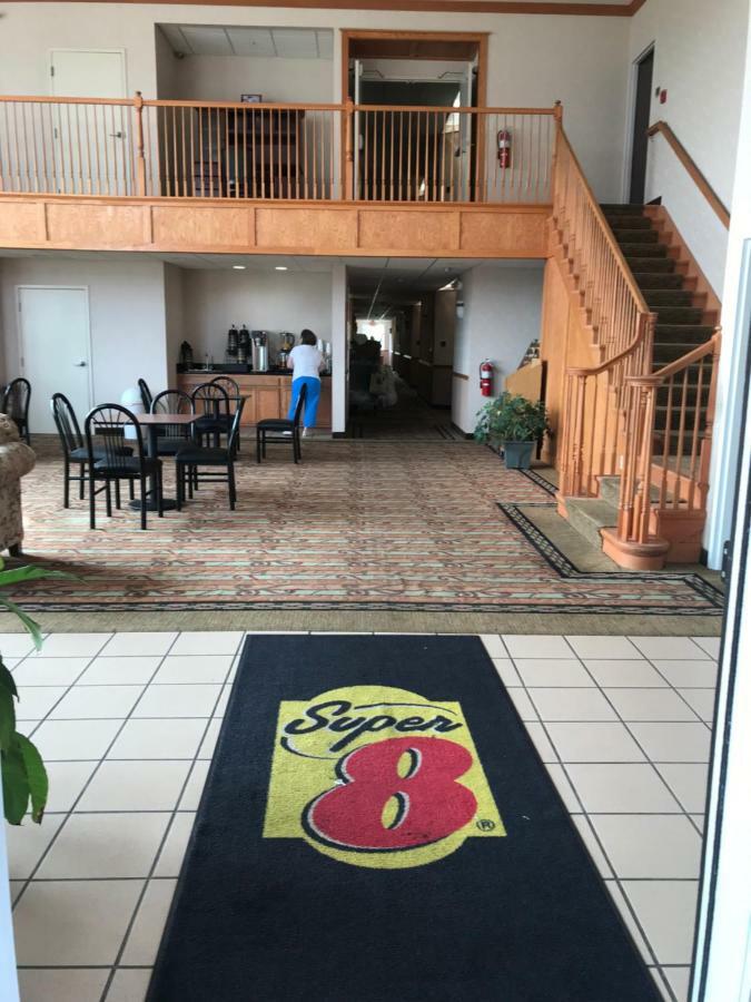 Super 8 By Wyndham Harrisburg Hershey North Dış mekan fotoğraf